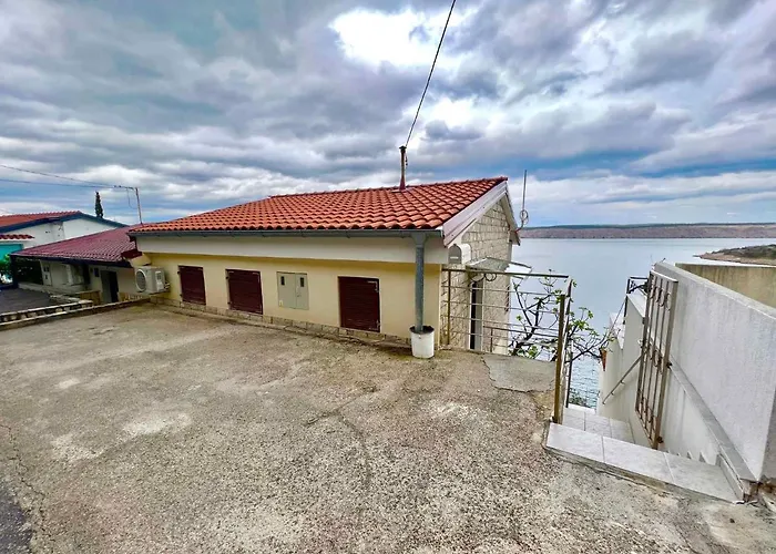 In 44637 Jadranovo