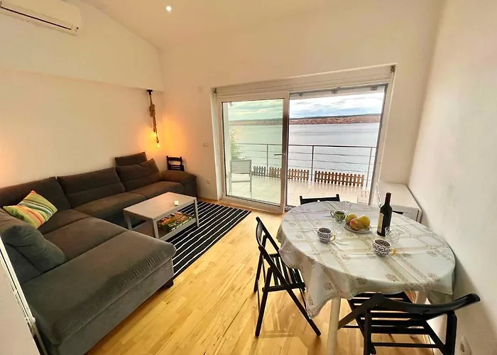 Apartamento In 44637